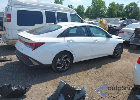 2025 Hyundai Elantra Sel Sport z USA, uszkodzony, nr VIN KMHLM4DG2SU973310